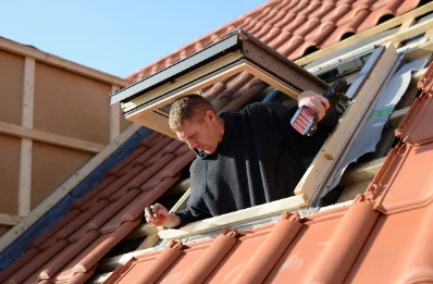 Pose de fenêtres de toit Velux à Roissard